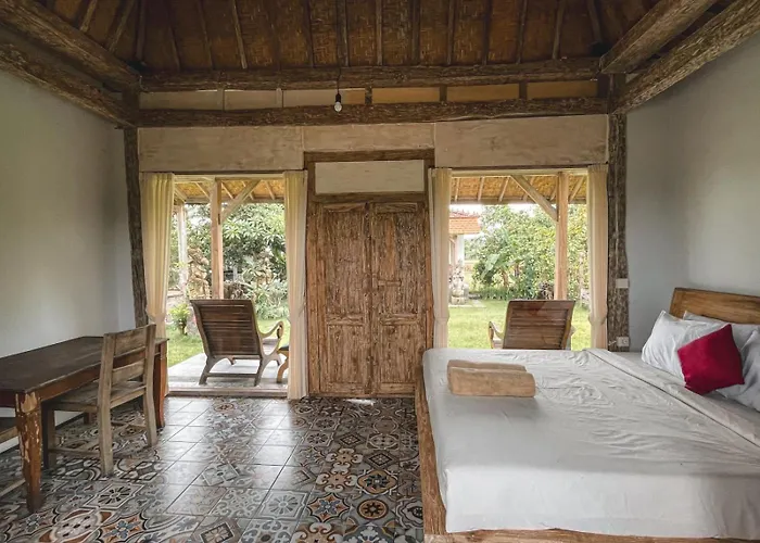 Balian Retreat Centre Hostal